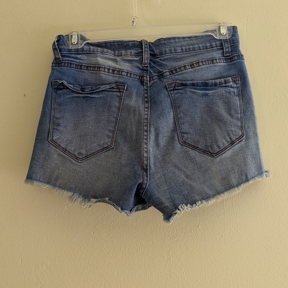 Kancan Shorts - Picture 3 of 3